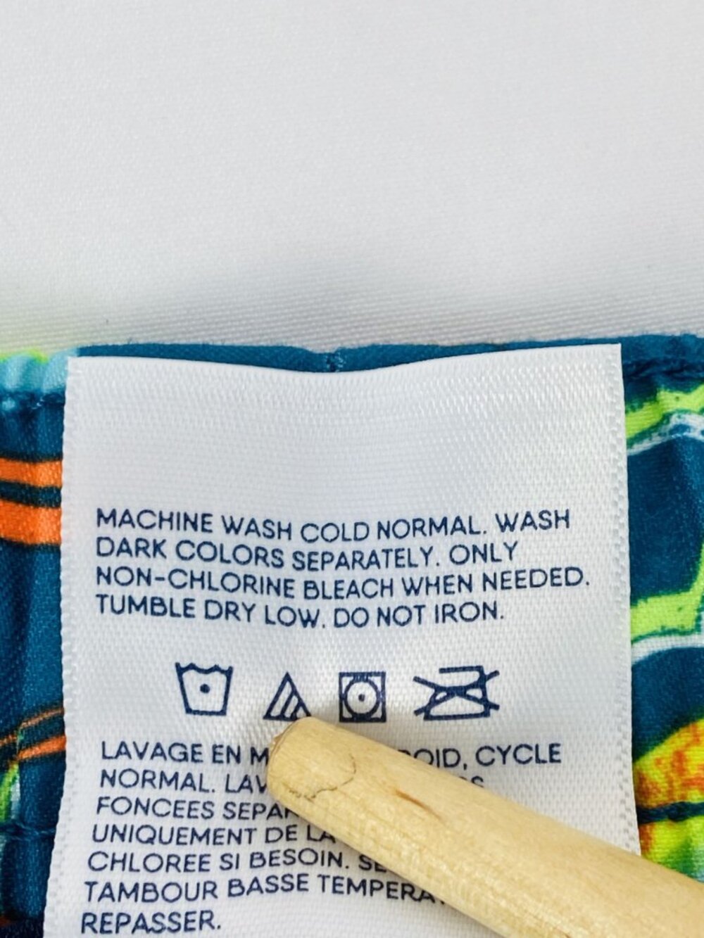 Boys Lands End Shark Print Swim Trunks XL (14-16) Elastic Waist Blue Multicolor - Picture 6 of 9